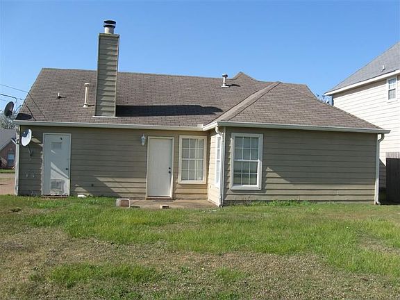 5968 Cottage Hill, Millington, TN 38053