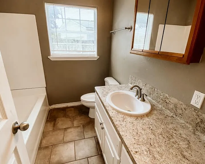 1199 Alton St — Photo 9