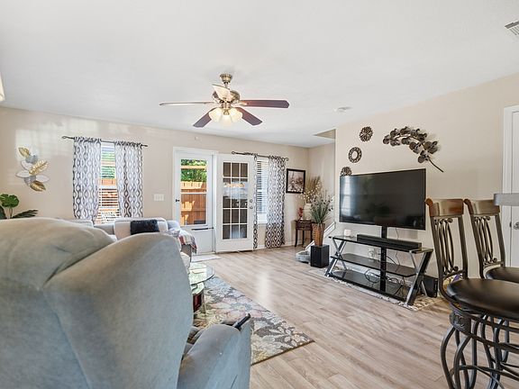 4th image of 3134 George Buchanan Dr