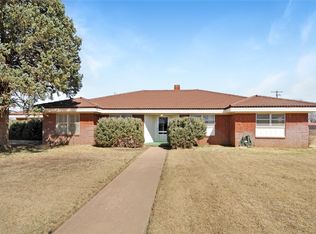 801 Sherwood Ln, Bovina, TX 79009
