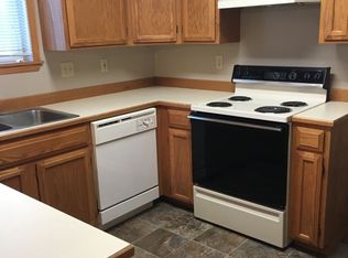 605 N 11th St, Selah, WA