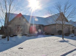 15720 Golden Eagle Cv, Huntertown, IN 46748