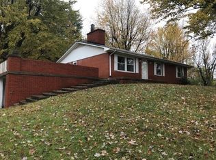 820 Lake Peewee Rd, Madisonville, KY 42431