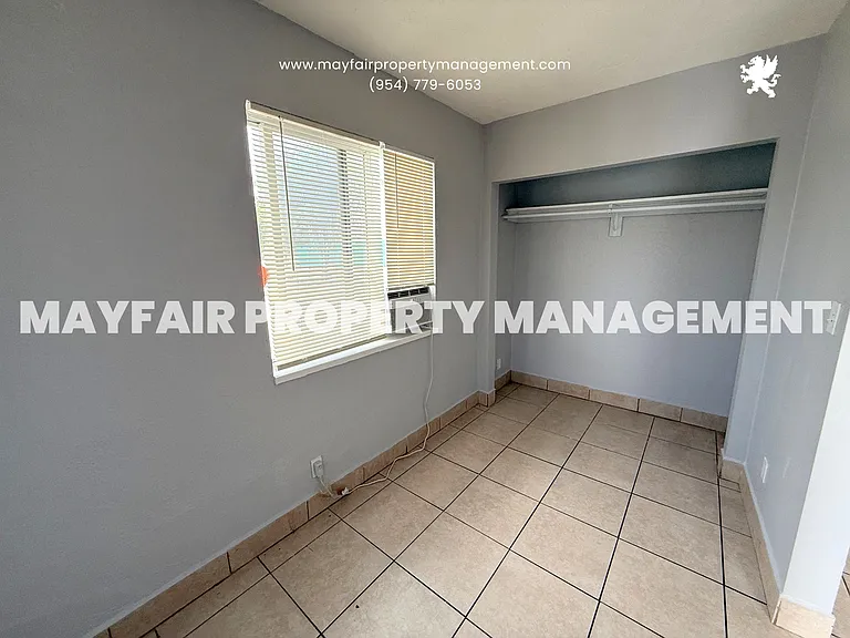 100 NW 30th Ave #1 — Photo 3