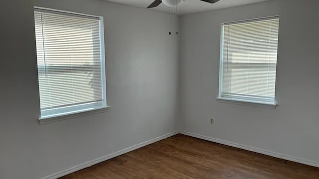 1010 Bell Dr - 1 — Photo 4