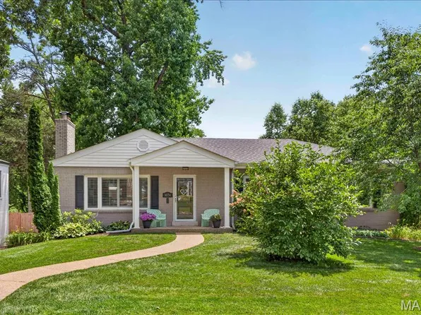 8124 Halifax Dr, Saint Louis, MO 63105