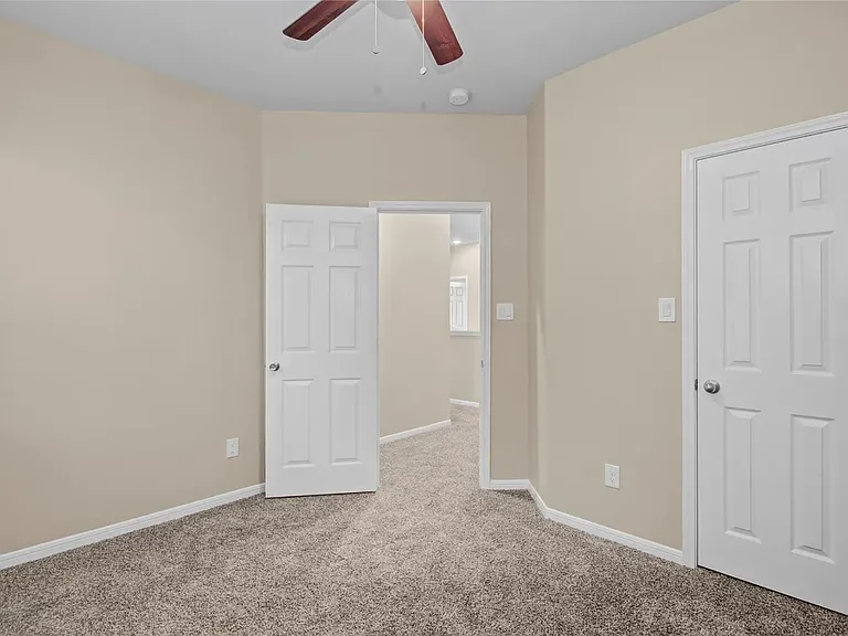 3614 Vista Pointe Dr — Photo 17