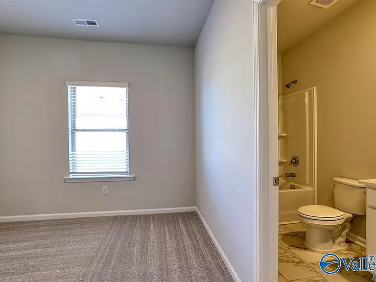 115 Willow Rose Ln — Photo 9