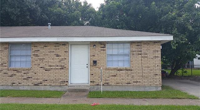 1st image of 807 Gulf Dr