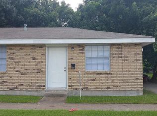 807 Gulf Dr, Gretna, LA 70053