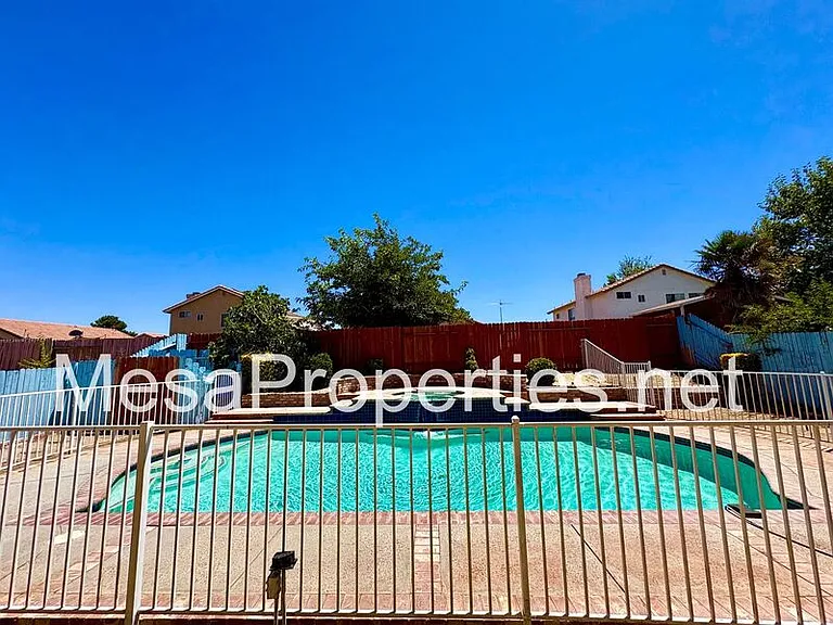 14383 La Crescenta Ave — Photo 40