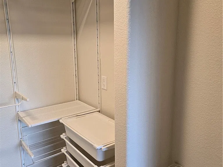 4400 S Jones Blvd #2103 — Photo 31