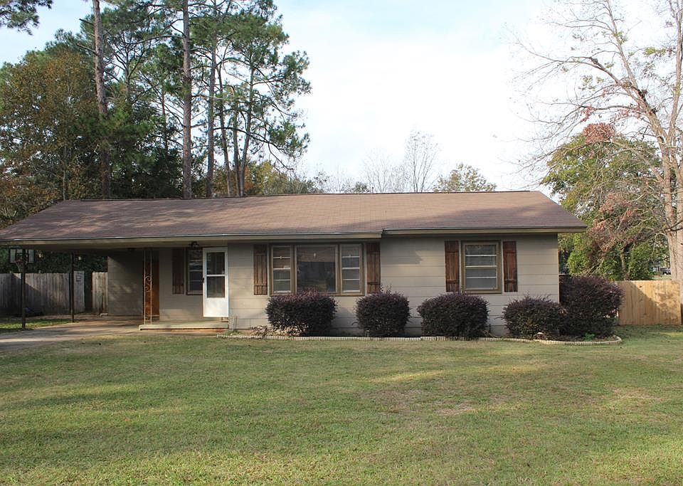 1st image of 517 Cinderella Ln SE