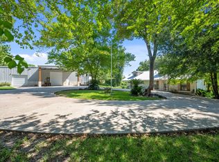 7725 N Fm 565 Rd, Baytown, TX 77523