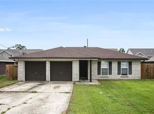 70 Saint Anthony St, Luling, LA 70070