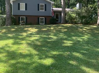 2210 Grayfield Dr, Grayson, GA