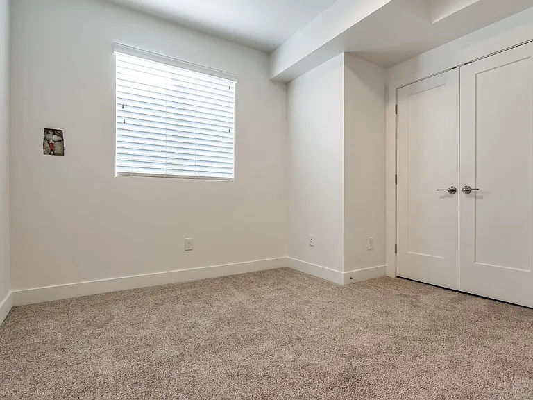 1050 W Albion Meadow Way — Photo 6