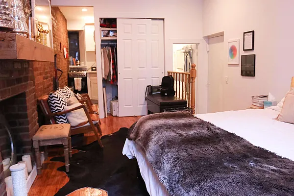 Rented by Ethan Blinder, LREB | media 10