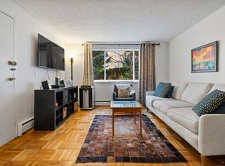 197 Kent St APT 12, Brookline, MA 02446