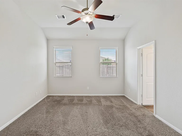 5126 Chester Springs Ln — Photo 13