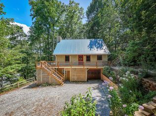 235 Cszonka Rd, Franklin, NC 28734