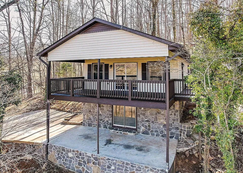 88 Haughton Williams Rd #1
