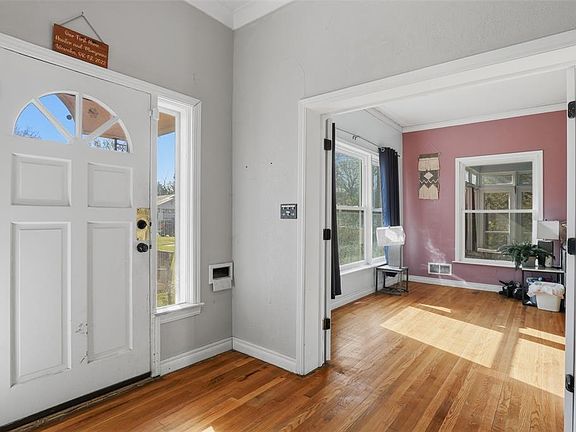 4th image of 707 S Okfuskee Ave