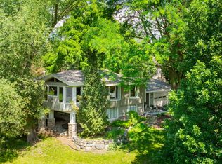 1421 Clement St, Mendota Heights, MN 55118