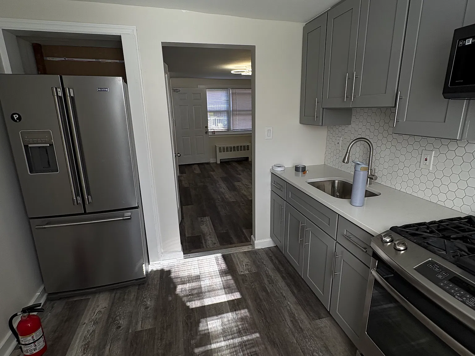 2 bed, $2,500 — Photo 2