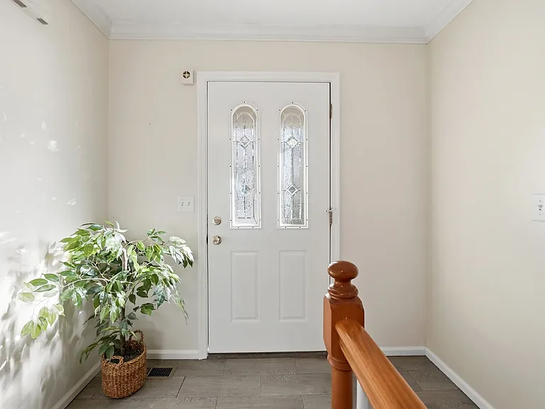 2521 Ravine St — Photo 4