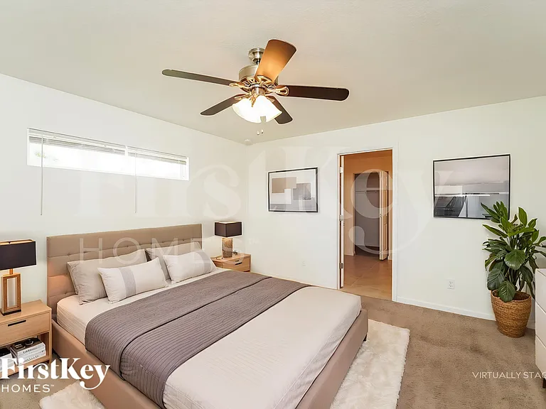 1481 SW Kamchatka Ave — Photo 8
