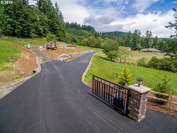 4th image of 151 Junco Ln