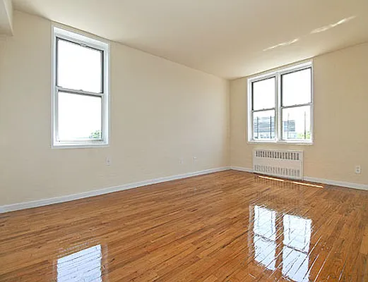 Rented by SW Queens Mezzanine | media 17