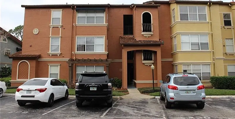 5128 Conroy Road - 1 — Photo 1