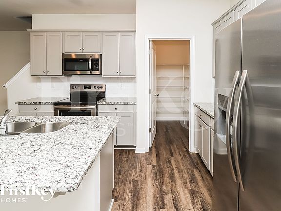 5th image of 2046 Cypress Village Dr NW