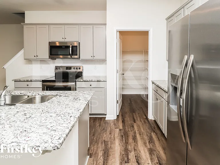 2046 Cypress Village Dr NW — Photo 5