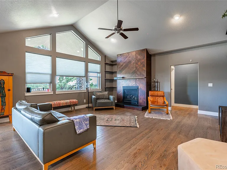601 Pioneer Hvn — Photo 9