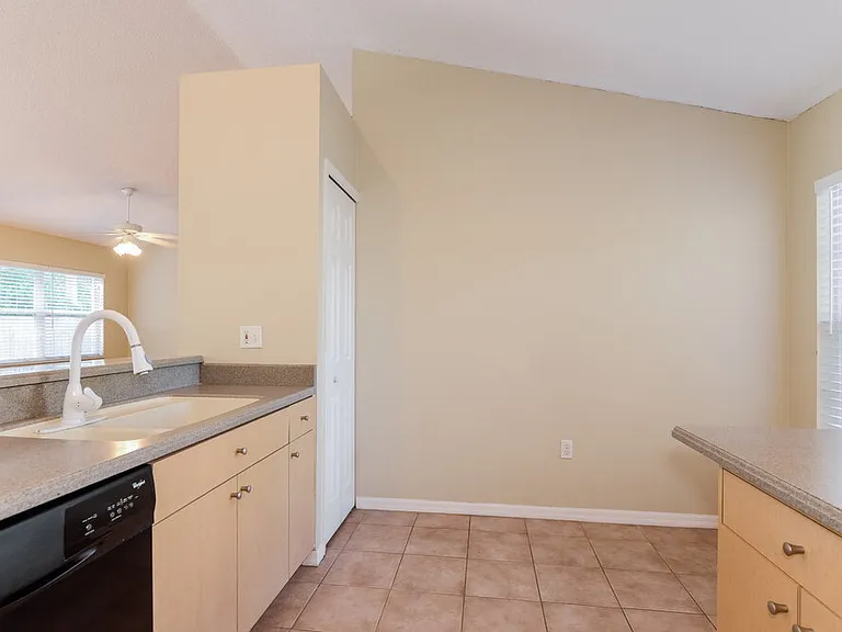 4519 Weasel Dr — Photo 8