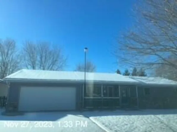 6531 Aurora ROAD, West Bend, WI 53090