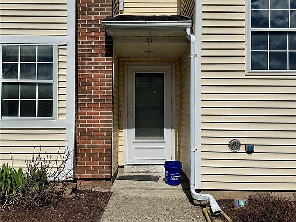 4th image of 47 Brick Pond Road
