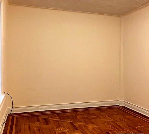 5th image of 133 Seaman Ave APT 2c