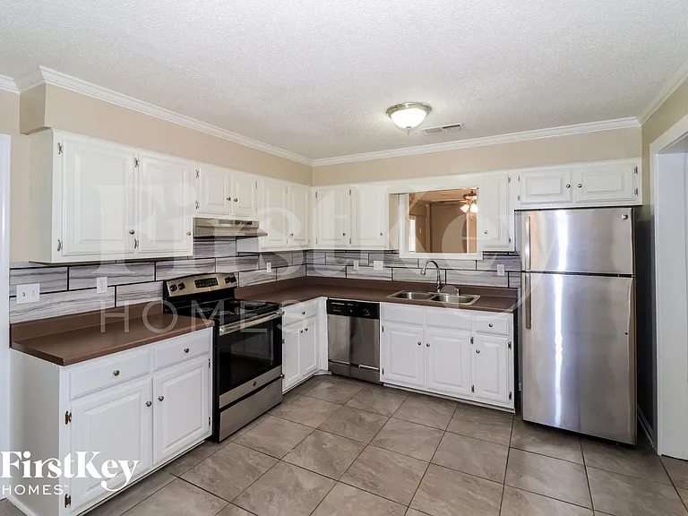 970 Hawkview Dr — Photo 7