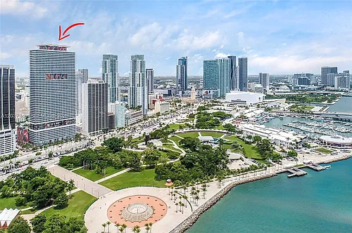 50 Biscayne Blvd #4104 Photo 1