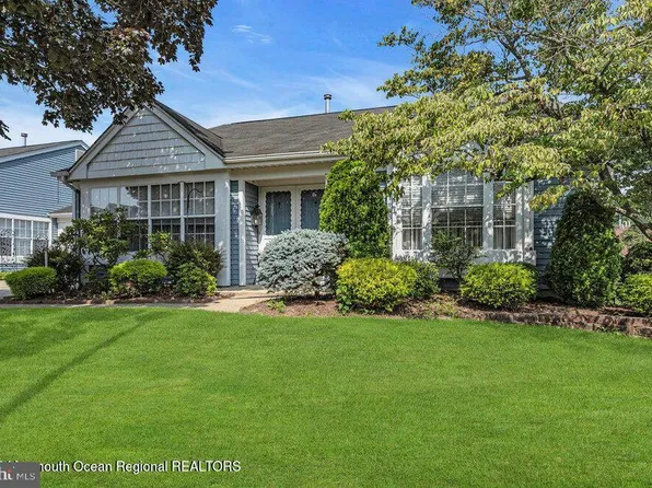 1134 Thornbury Ln, Manchester Township, NJ 08759