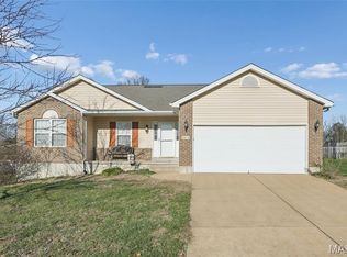 9616 Persimmon Point Dr, Hillsboro, MO 63050