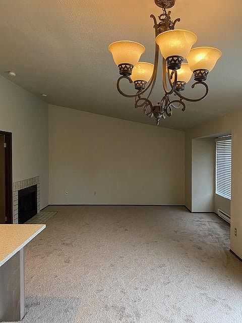 Dinning area to Livingroom