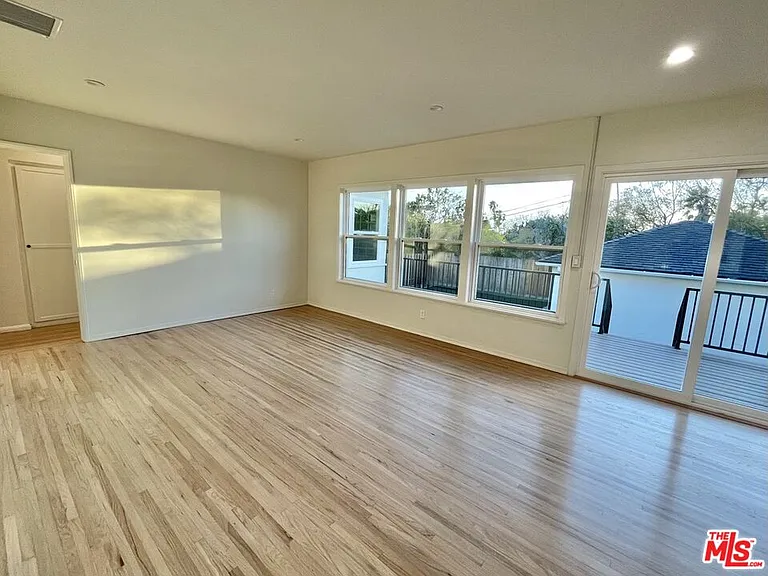 3501 May St — Photo 2