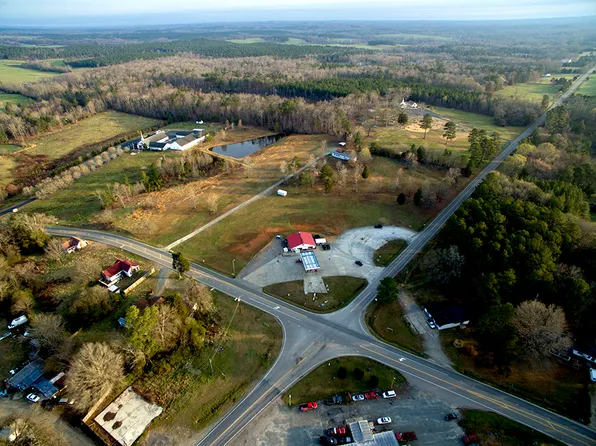 250 Nc Highway 42, Goldston, NC 27252