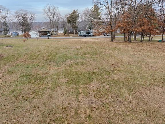 3rd image of LOT 4 River Rd N