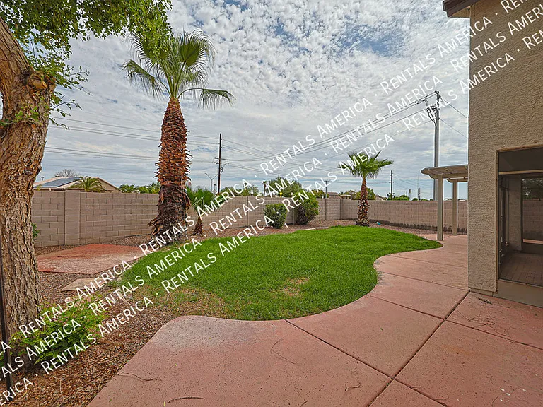 14712 W Edgemont Ave — Photo 30